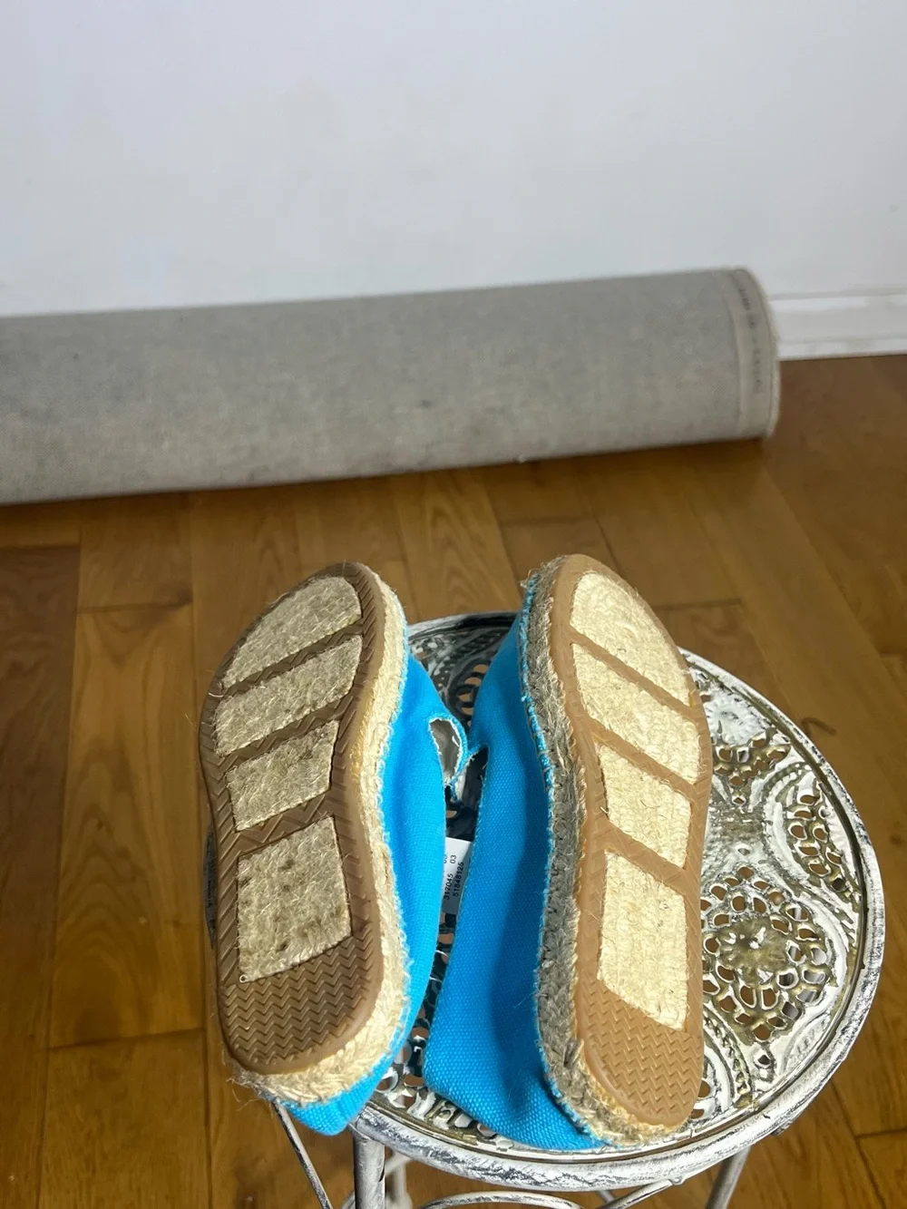 Talbots Bright Blue Fish Embroidered Espadrille Flats